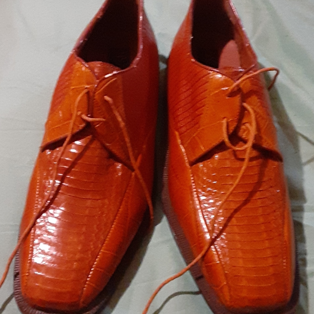 Snake skin dress shoes